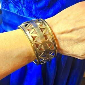 Beautiful Brass Bracelet VIntage